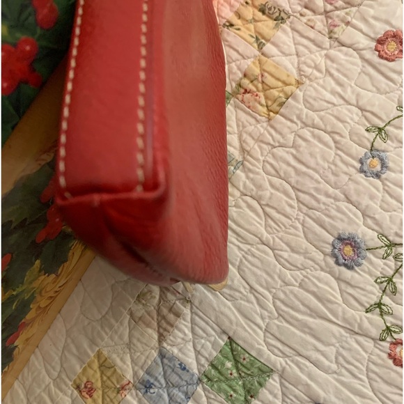 Dooney and Bourke red pebble leather kiss wallet pouch - Picture 9 of 14